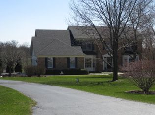 7301 Burning Tree Dr, McHenry, IL 60050