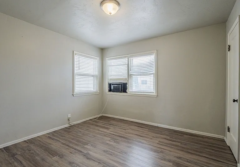 1717 Cannell Ave — Photo 8