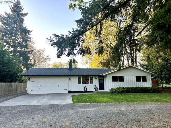 19251 Central Point Rd, Oregon City, OR 97045