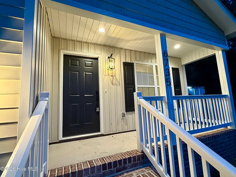 6735 Hill St — Photo 9