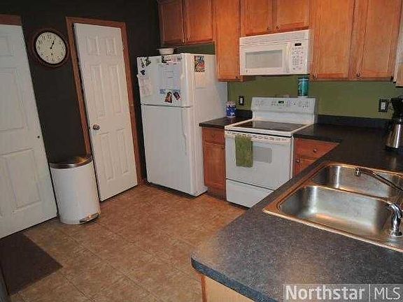 4th image of 5050 149th St N Unit 4