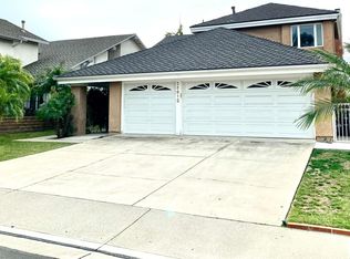 25612 Hazelnut Ln, Lake Forest, CA 92630