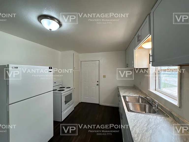 1183 Harvey St #3 — Photo 3