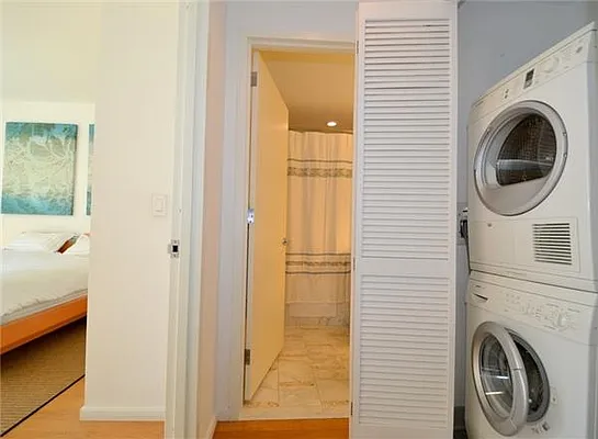 Rented by R New York | media 9