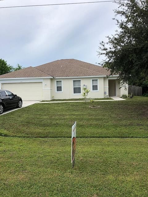 1st image of 286 SW Tulip Blvd