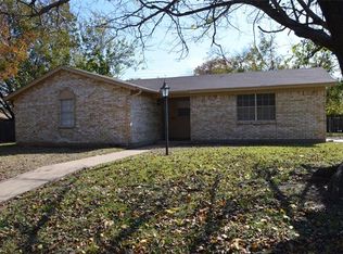 359 SW Gregory St, Burleson, TX 76028