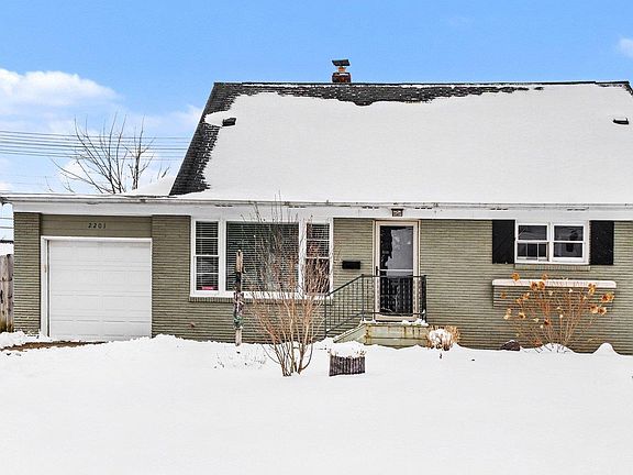 3rd image of 2201 Homewood Ave