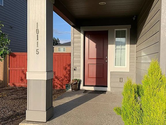 2nd image of 10115 NE 120th Ave