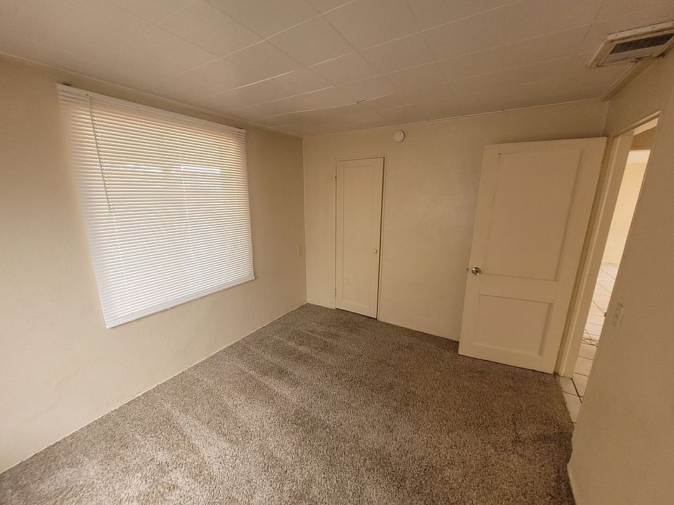 1st image of 116 E Blacklidge Dr