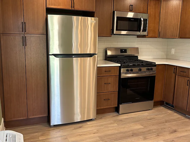 625 Ridge Rd #3A — Photo 3