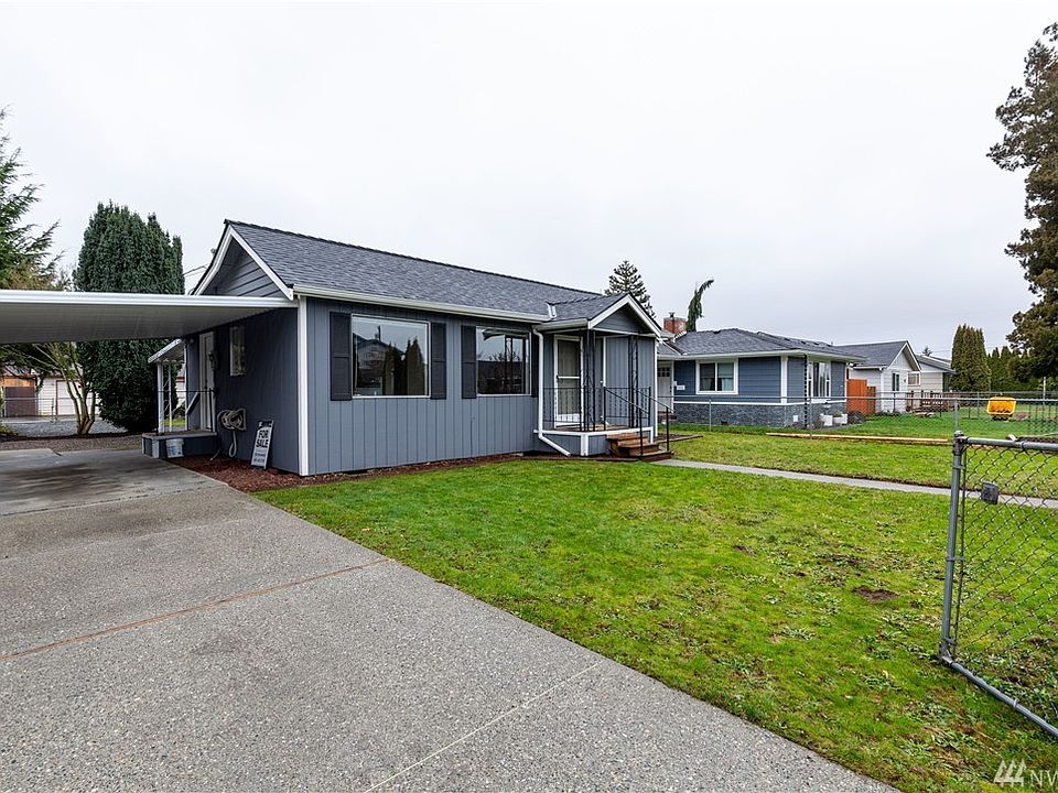 1st image of 1818 5th St