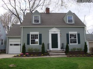 1384 Gordon Rd, Lyndhurst, OH 44124