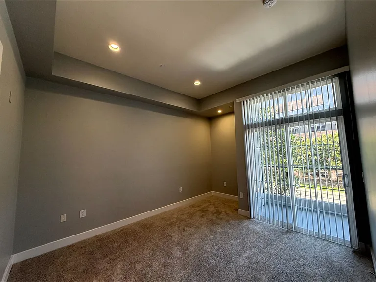 Axis 2300 Apartments — Photo 126