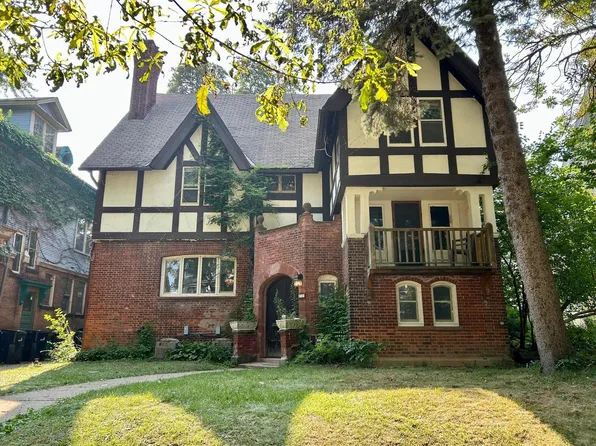 2721 North Shepard AVENUE, Milwaukee, WI 53211