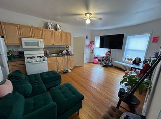 1154 W Lunt Ave APT 104, Chicago, IL 60626