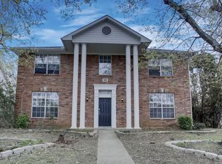 1412 Primrose Ln, Lewisville, TX 75077