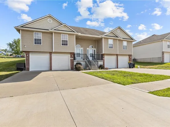 10525&-10527 E 45th Ter, Kansas City, MO 64133