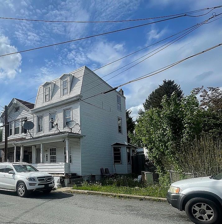 1st image of 109 Coal St