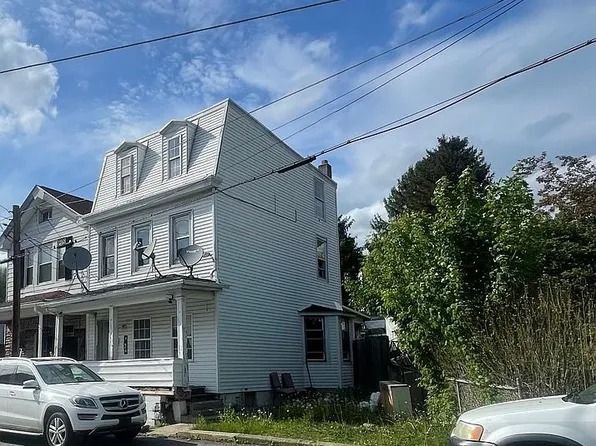 109 Coal St, Cumbola, PA 17930