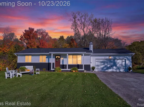 6427 Gale Rd, Atlas, MI 48411