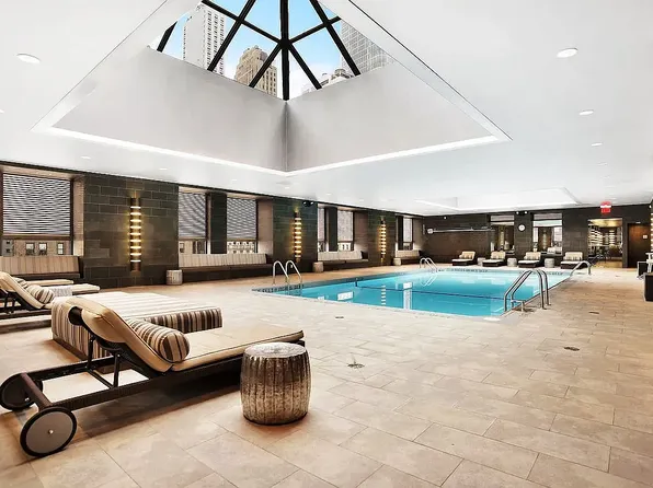 225 Rector Place image 20 of 27