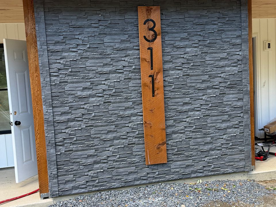 2nd image of 311 S Main St #2