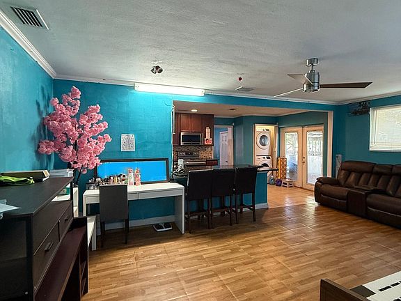 2nd image of 4603 DE KALB Avenue
