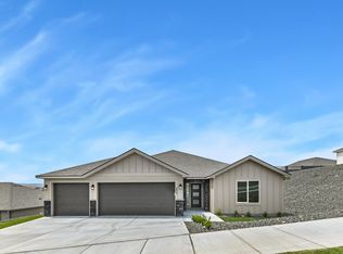 2834 S Penn St, Kennewick, WA 99338