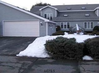 35 Marcy Ln, Queensbury, NY 12804