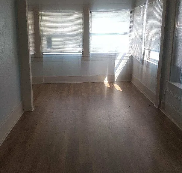 223-A1 N Hollywood Ave — Photo 3
