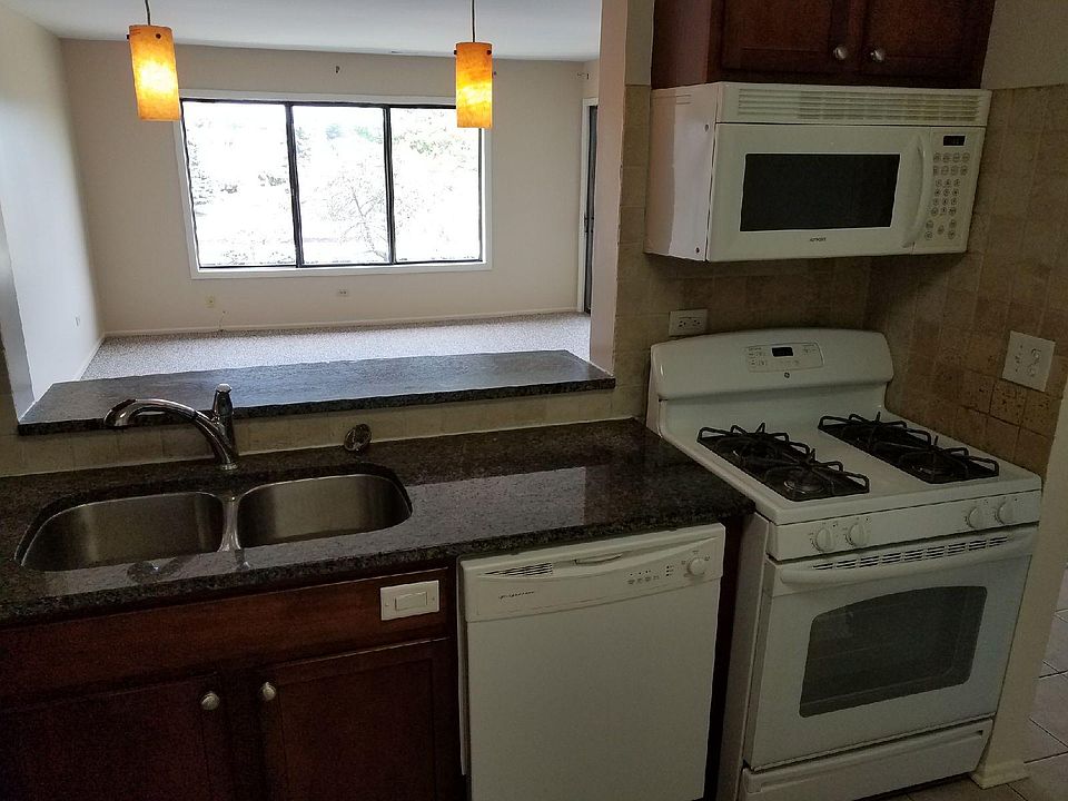 1st image of 980 N Countryside Dr APT 205