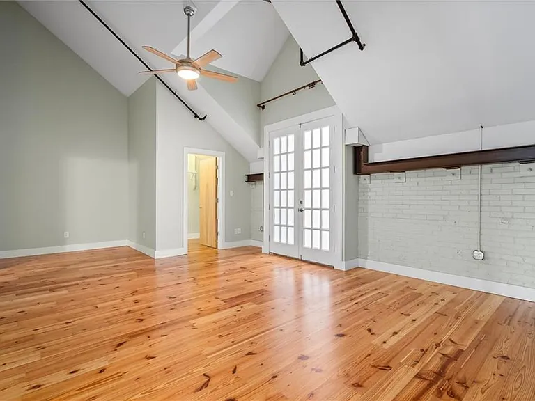 412 Dauphin St #THB — Photo 12