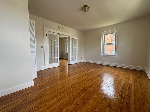 2nd image of 182 Elm St #B2