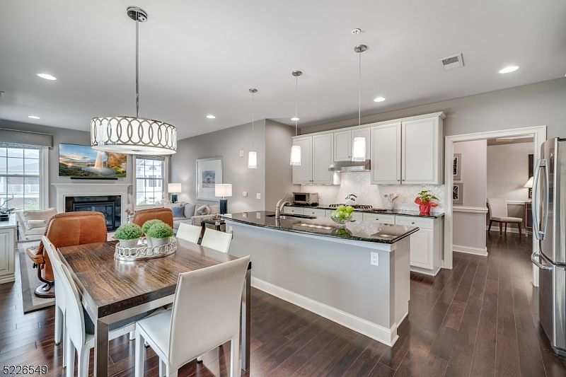 1st image of 129 Four Seasons Dr #129