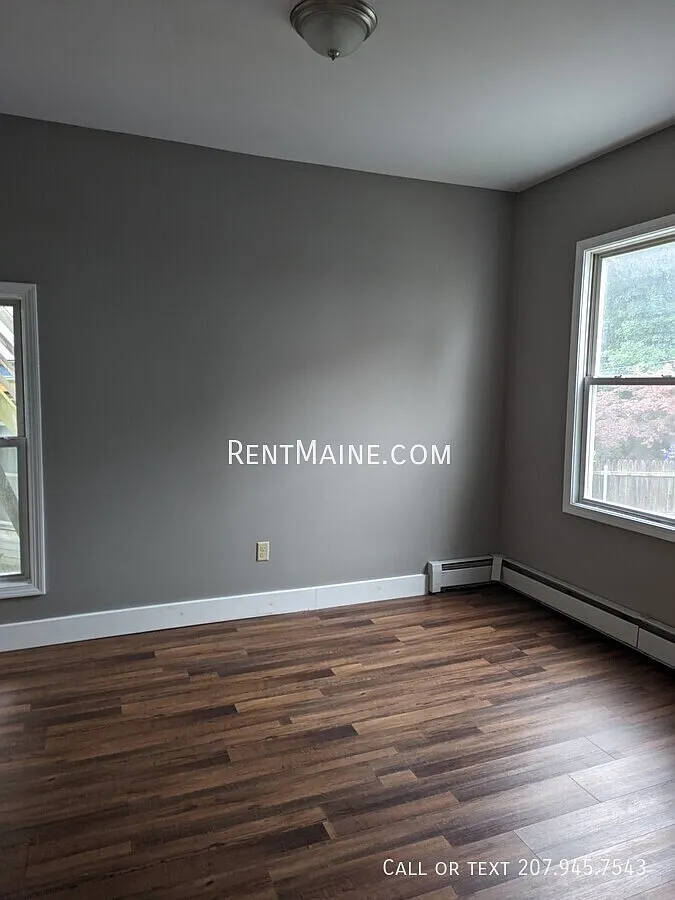 Studio, $1,000 — Photo 4