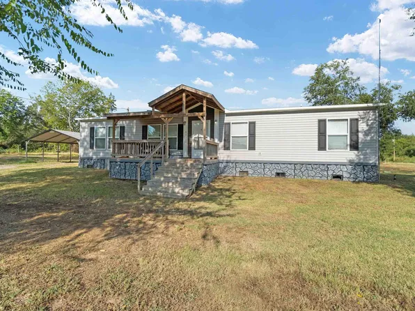 2458 Red Maple Rd, Big Sandy, TX 75755