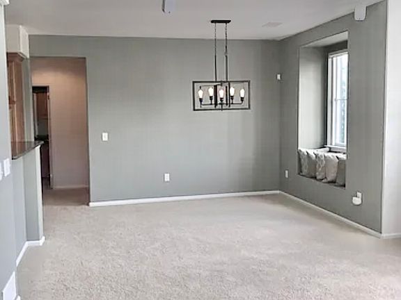 4th image of 10582 Parkington Ln