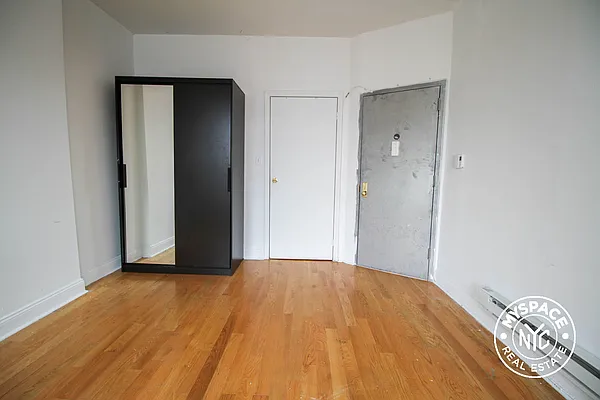 Rented by MySpaceNYC | media 31