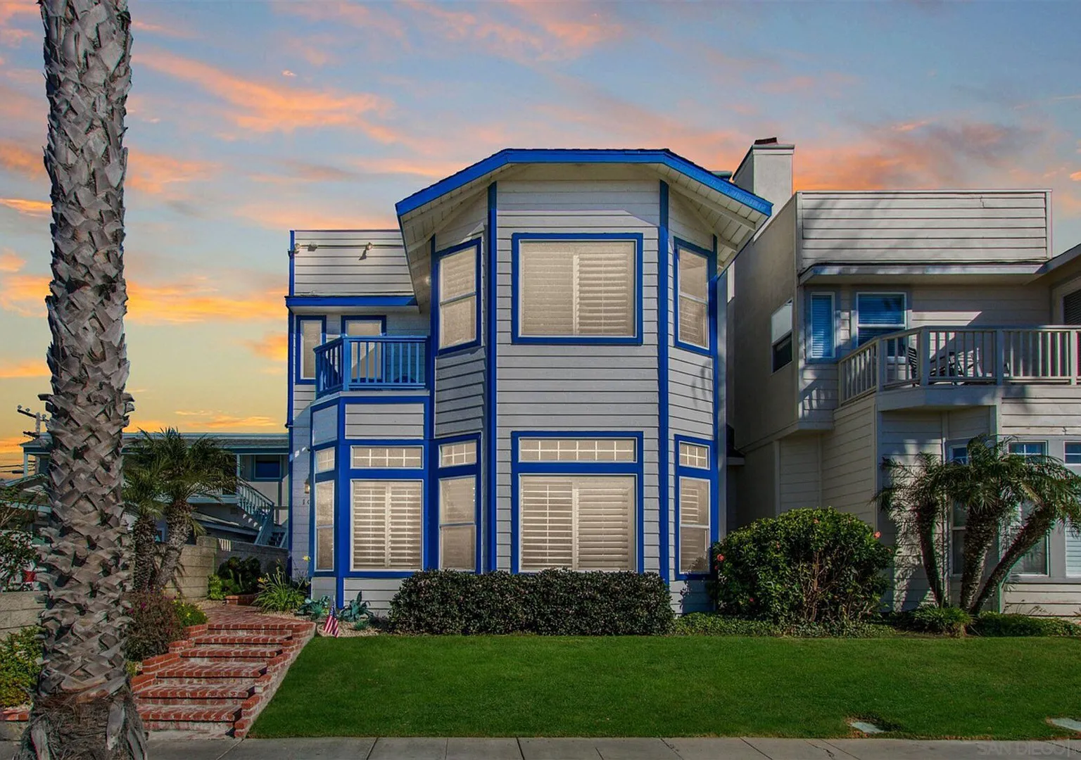 Sunsets & Ocean Views in a Perfect Family Getaway — Photo 4