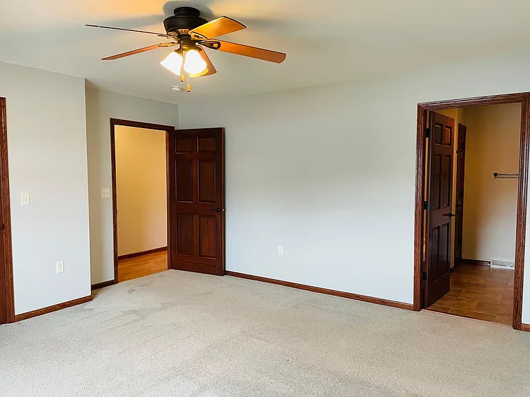 2940 Icecap Rd — Photo 14