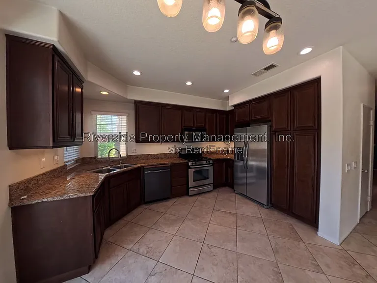 4031 Cey Ct — Photo 4