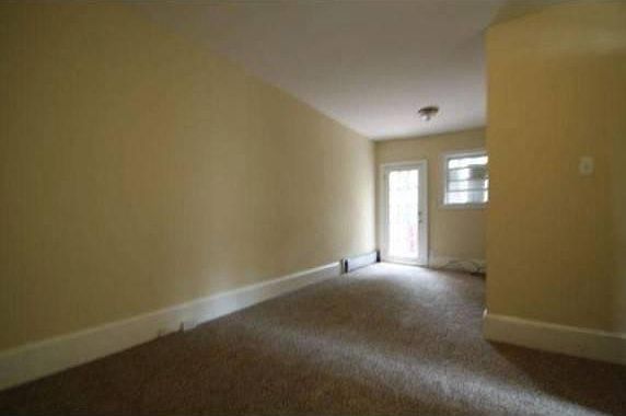 2nd image of 4842 Larchwood Ave #A