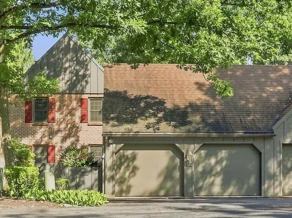 1203 Limerick Ct, Hummelstown, PA 17036