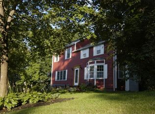 20325 Linden Rd, Excelsior, MN 55331