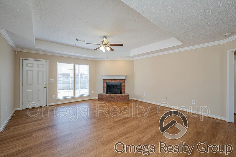 Eastern Oaks — Photo 4
