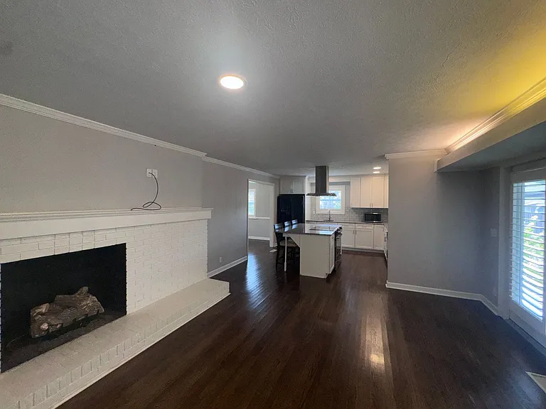 901 Pinedale Rd — Photo 7