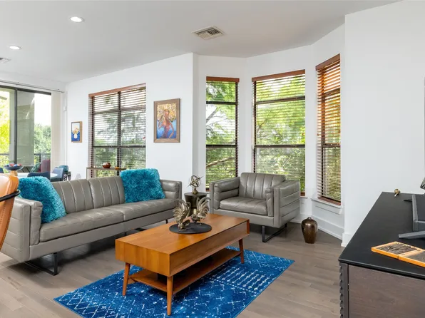 4333 Gilbert Ave APT 330, Dallas, TX 75219