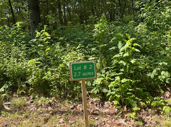 293 Warren Rd, Brimfield, MA 01010