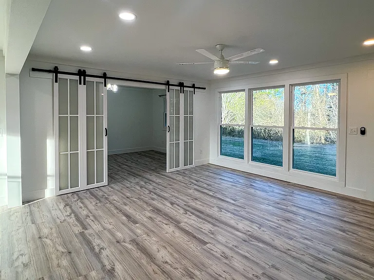 245 N Windy Ridge Rd — Photo 11