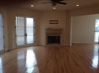 631 1st St, Hermosa Beach, CA 90254